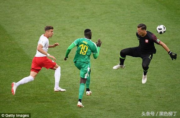  热刺佩里西奇倒钩破门，精彩绝伦进球助球队逆转维拉